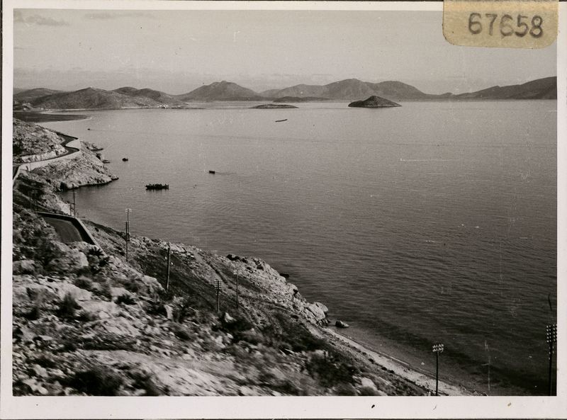 Κορινθιακός Κόλπος. Θέα προς τα ανα