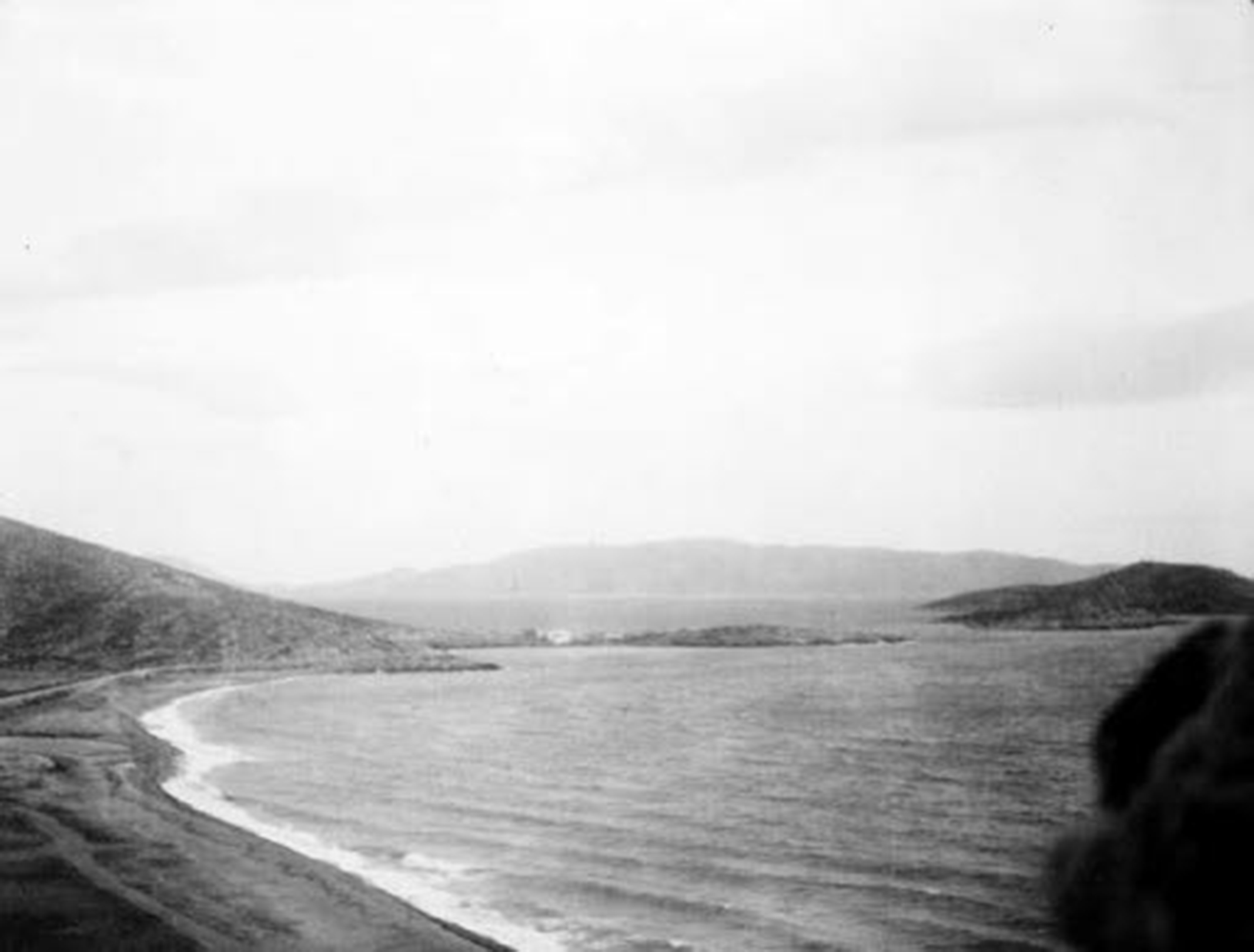 Μέγαρα η θάλασσα απ το Παλαιόκαστρο 1904