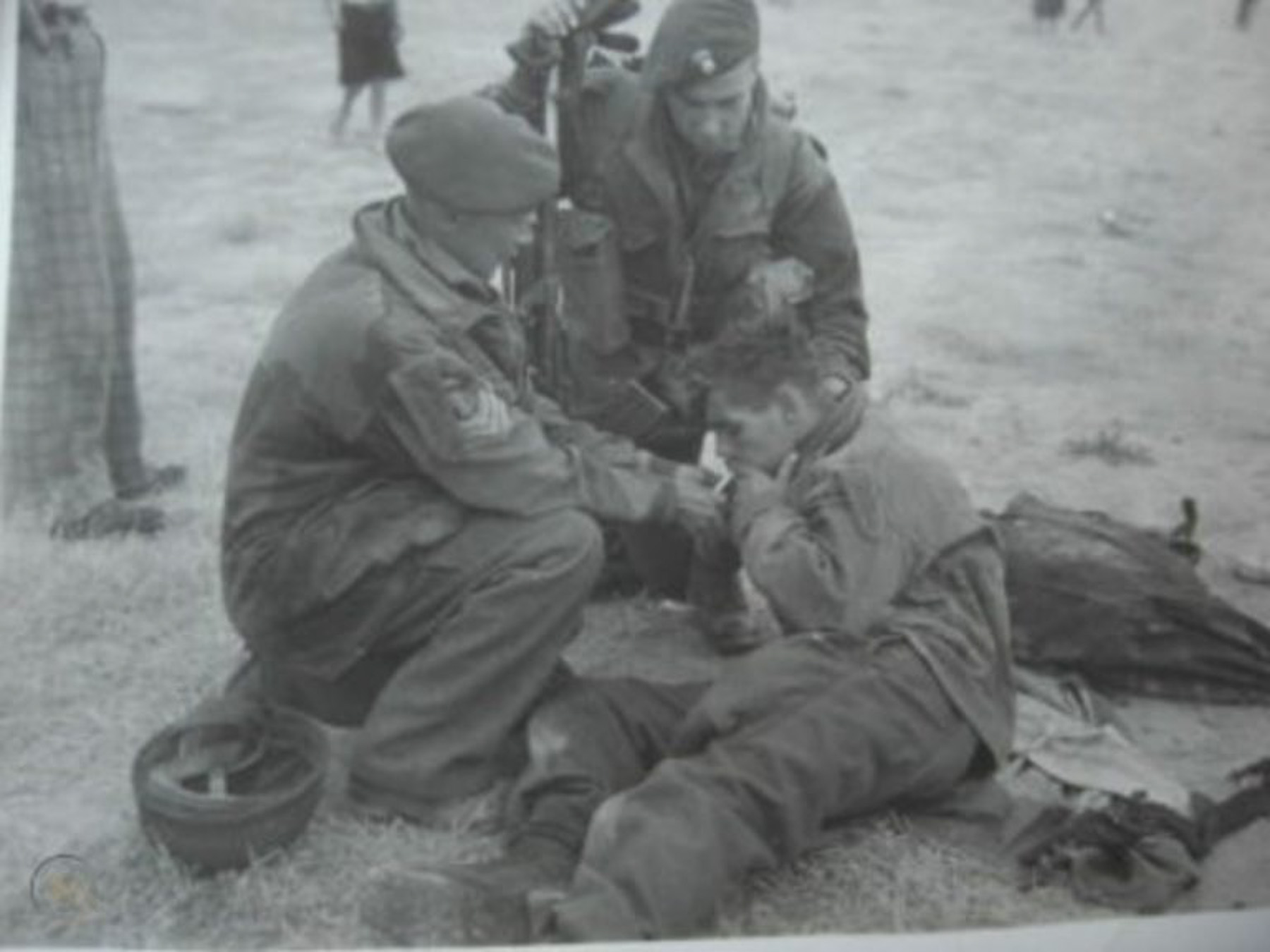 Τραυματίας Αλεξιπτωτιστής